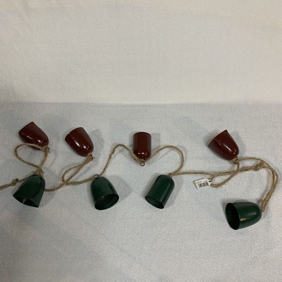 Jingle Bells Garland Christmas Holiday 2 Set Metal Green Maroon Rustic Jute New - Picture 9 of 10